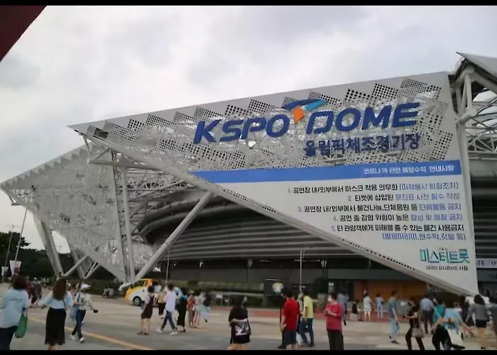 Lotte Mall Lotte Tower Jamsil Olympic Park Subway 2 Minutes Villa *